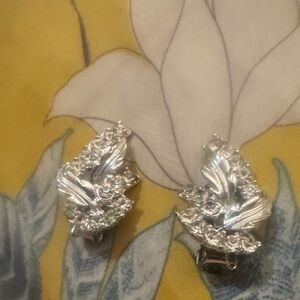 Silver Leaf Crystal Clip-On Earrings - Elegant Women's Jewelry